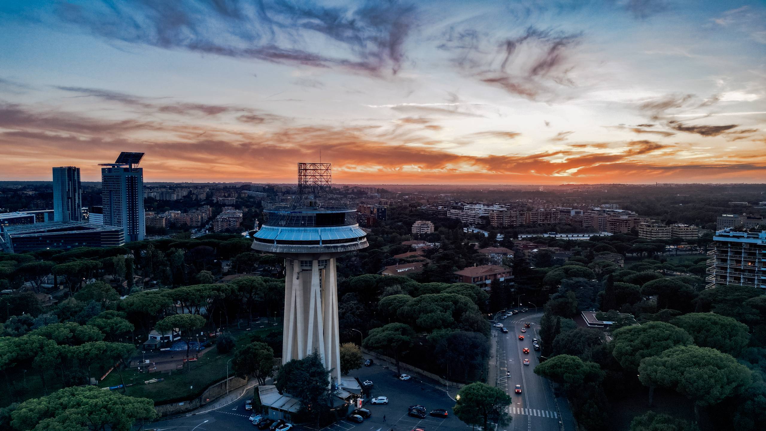 2560/4l-concierge-blog-fungo-rooftop-eur-roma-DJI-0043.jpg